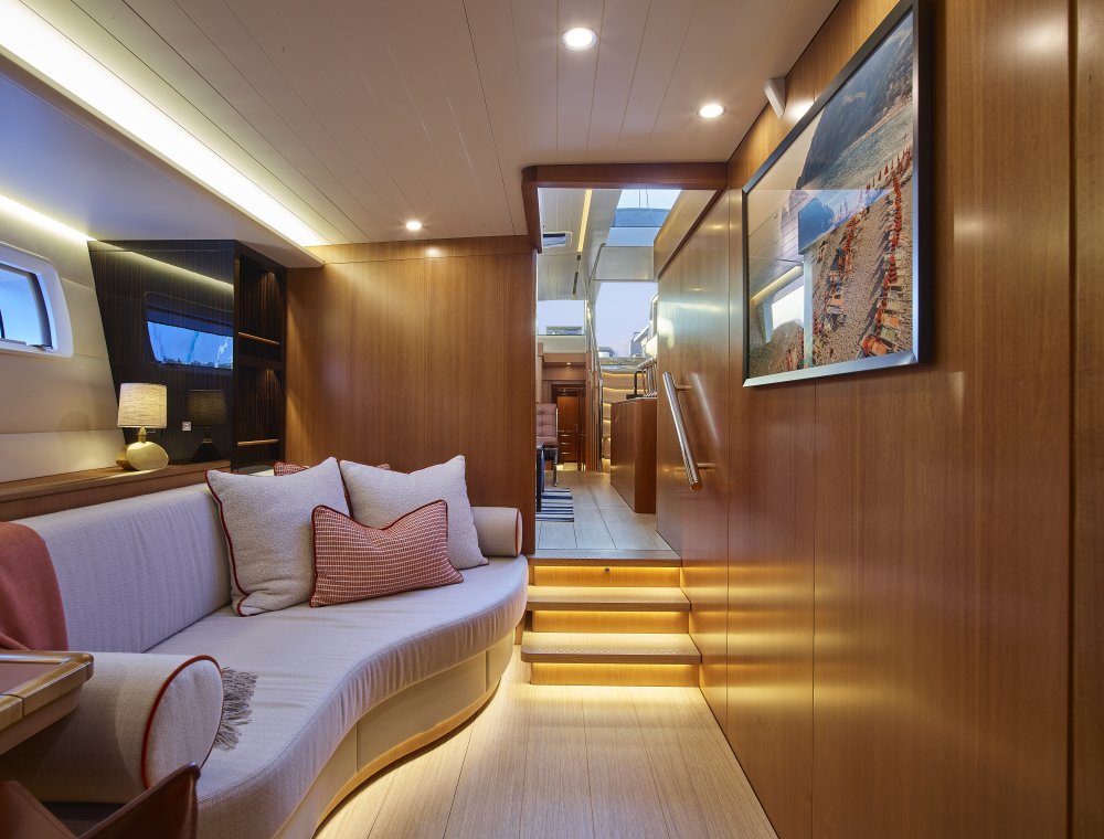 YC/Tripp 90 Lounge area