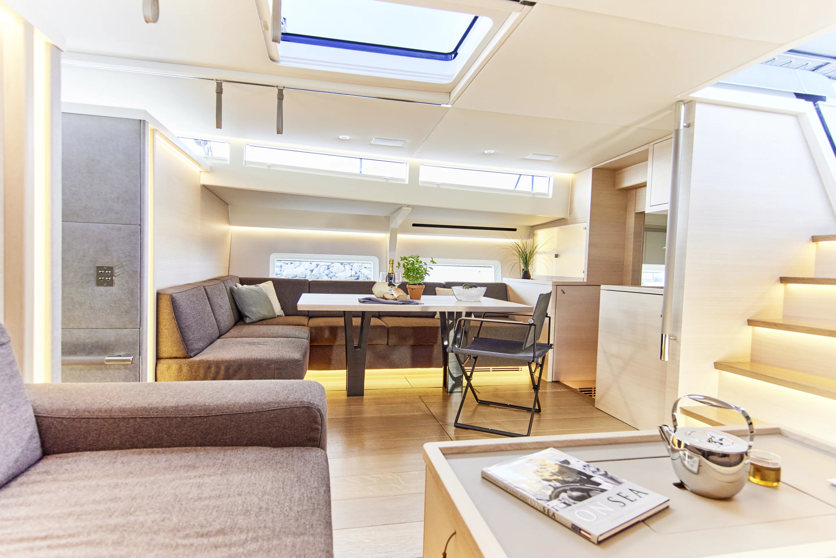 Y8 Vegas Baby Living area