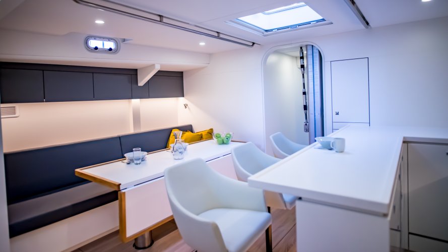 YYachts custom build carbon researcht vessel Eugen Seibold interieur