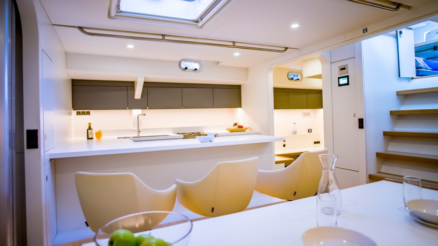 YYachts custom build carbon researcht vessel Eugen Seibold interieur