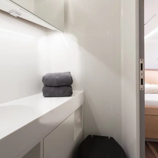 Y8 Cool Breeze guest bathroom