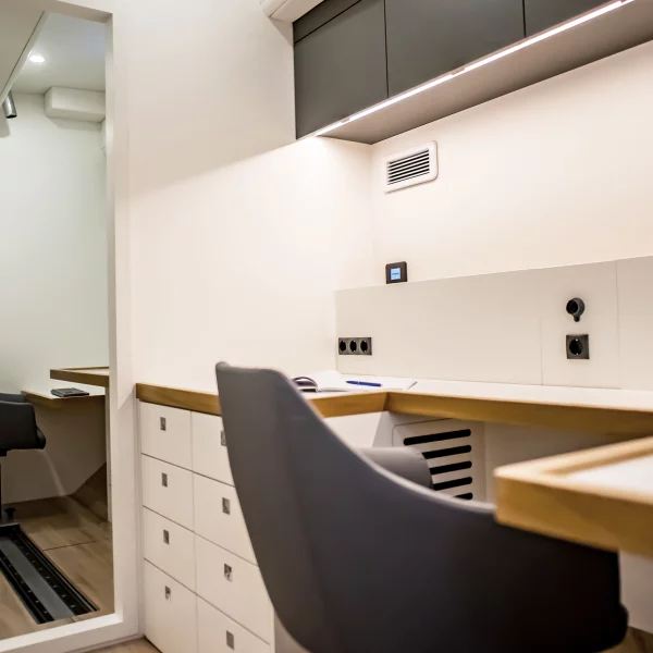 YC Eugen Seibold scientists' workstations