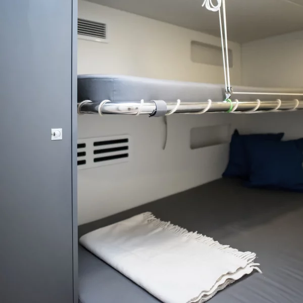 YC Eugen Seibold Triple cabin