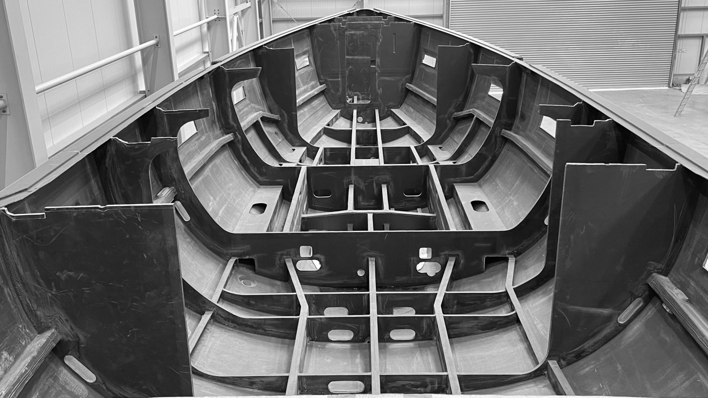 YYachts Pioneer in building yachts from carbon fiber